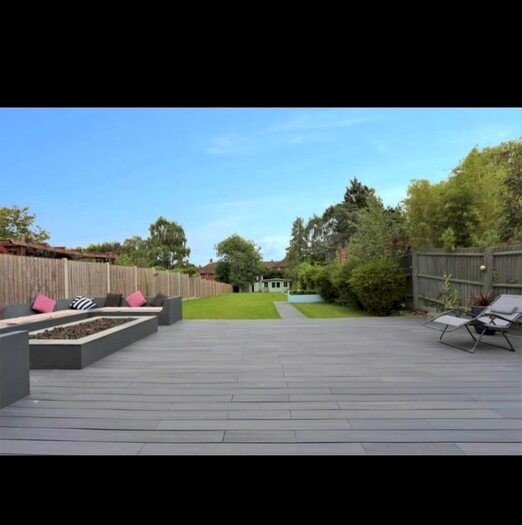 5 Bedroom Semi-Detached House To Rent In Wellfield Road, Loughton, IG10