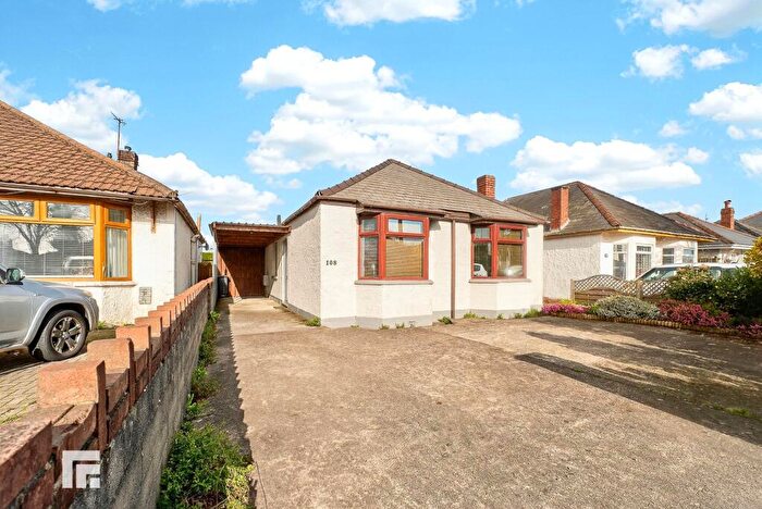3 Bedroom Bungalow For Sale In Manor Way, Cardiff, CF14