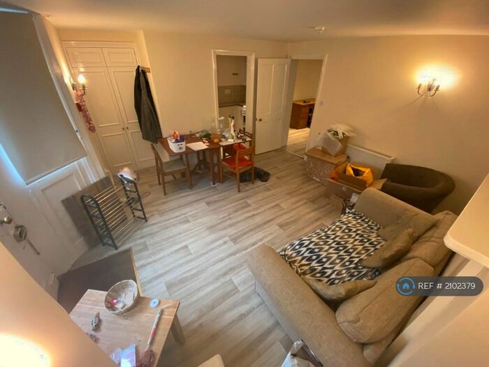 1 Bedroom Flat To Rent In Bateman Street, Cambridge, CB2