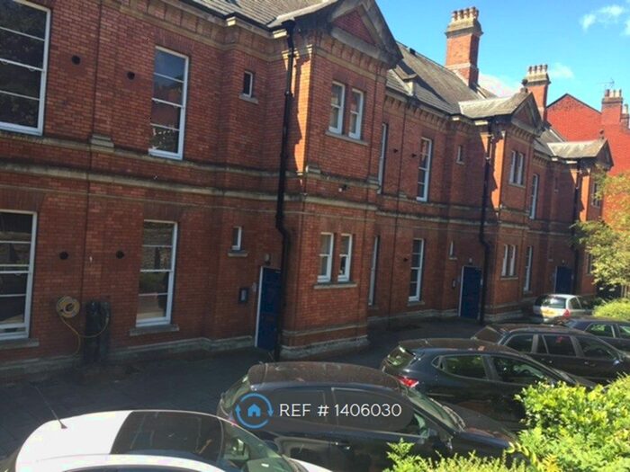 2 Bedroom Flat To Rent In Haberfield House, Bristol, BS8