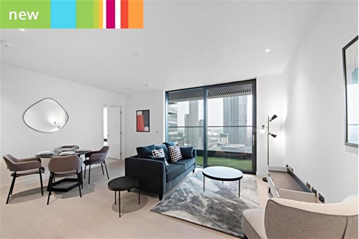 1 Bedroom Apartment For Sale In Wards Place, Canary Wharf, London, E14