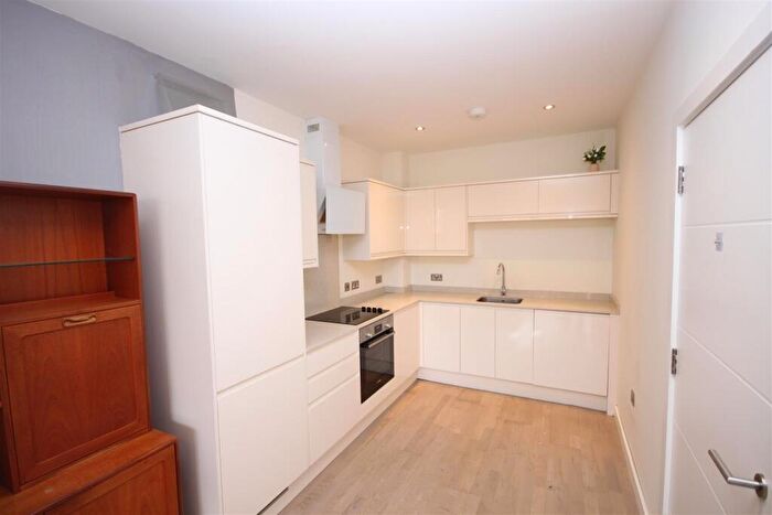 1 Bedroom Apartment To Rent In Cleeve Road, Leatherhead, KT22