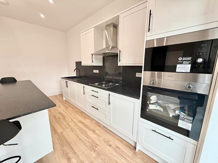 4 Bedroom Terraced House To Rent In Station Road, Lostock, Northwich, CW9