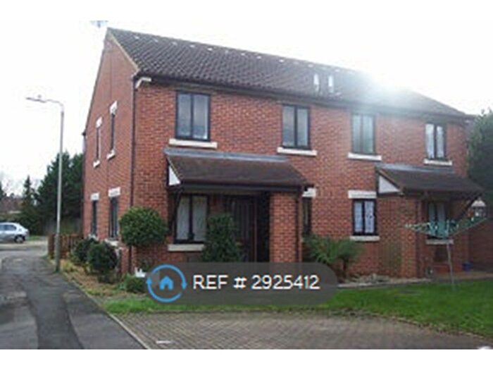 1 Bedroom Semi-Detached House To Rent In Chervil Close, Feltham, TW13