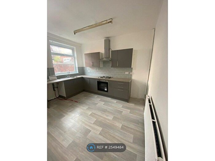 2 Bedroom Terraced House To Rent In Sandown Street, Manchester, M18