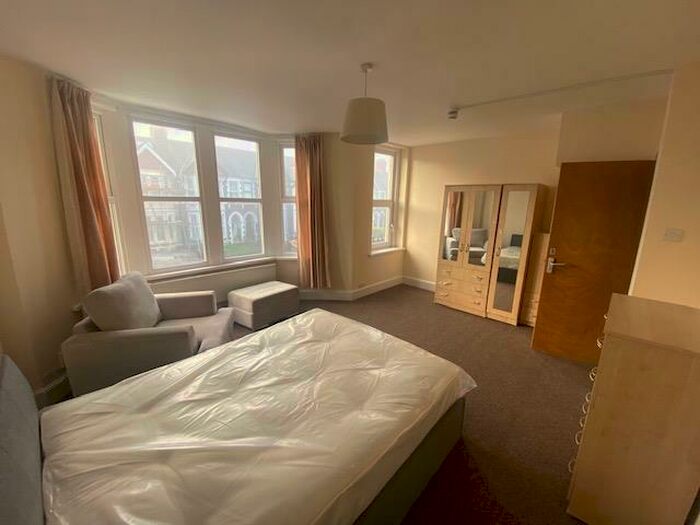 6 Bedroom Terraced House To Rent In Whitchurch Road, Gabalfa, Cardiff, CF14