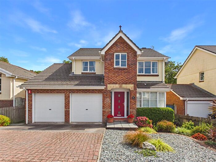 4 Bedroom Detached House For Sale In Treguddock Drive, Wadebridge, Cornwall, PL27