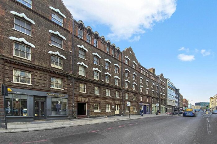 1 Bedroom Apartment To Rent In The Cloisters, Commercial Street, Spitalfields, E1