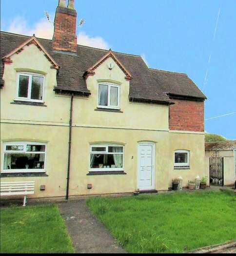 3 Bedroom Semi-Detached House To Rent In Ashby Road, Tamworth, B79