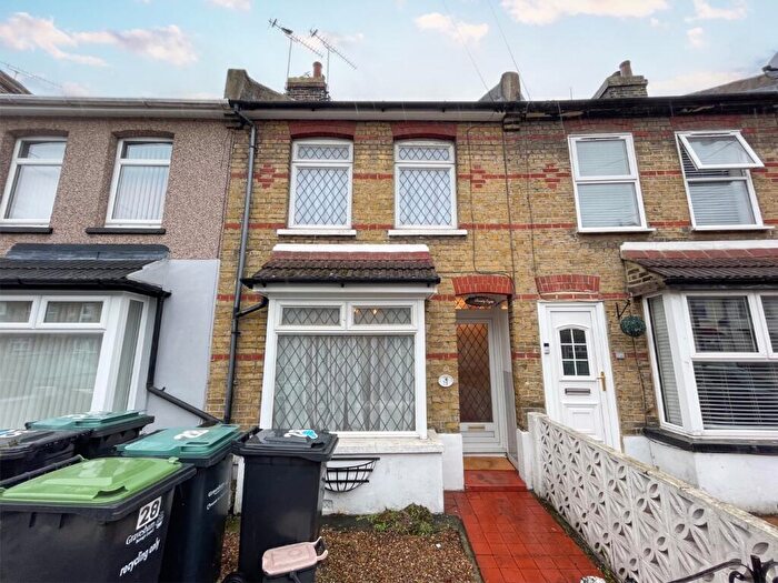 2 Bedroom Terraced House To Rent In Churchill Road, Gravesend, Kent, DA11