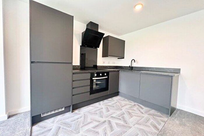 1 Bedroom Flat To Rent In Tulip Street, Nottingham, NG9