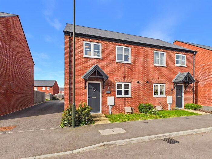 3 Bedroom Semi-Detached House For Sale In Ironbridge Road, Twigworth, Gloucester, GL2
