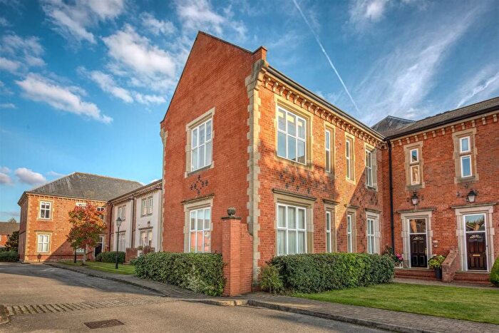 2 Bedroom Apartment For Sale In Duesbury Court, Mickleover, Derby, DE3