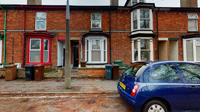 3 Bedroom Property To Rent In Three Bedroom House Share - Boultham Ave, LN5