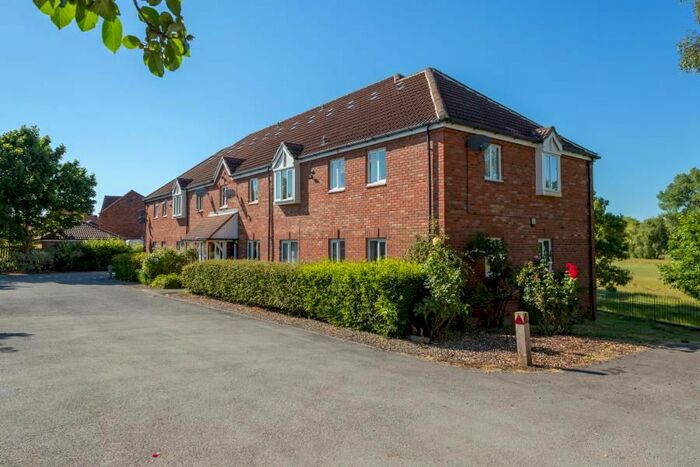 2 Bedroom Flat To Rent In Kensington House, Leeman Road, York, YO26