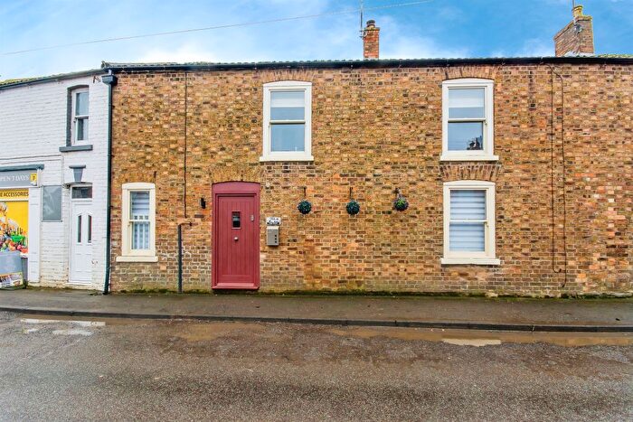 3 Bedroom Terraced House For Sale In High Street, Helpringham, Sleaford, NG34