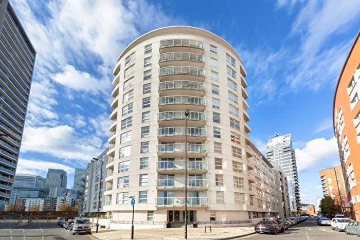1 Bedroom Flat To Rent In Aurora Building, Blackwall Way, Blackwall, Canary Wharf, London, E14
