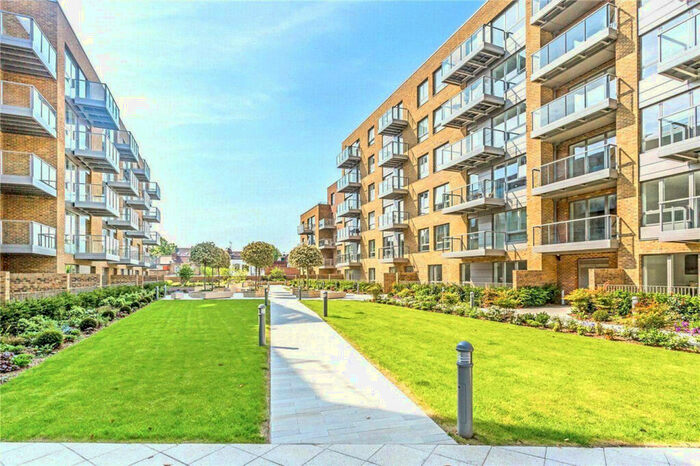 2 Bedroom Flat To Rent In Smithfield Square, High Street, Hornsey, N8