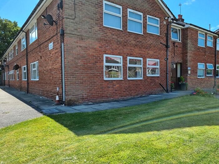 1 Bedroom Flat To Rent In Orchard Court, Deyes Lane, Maghull, Liverpool, L31
