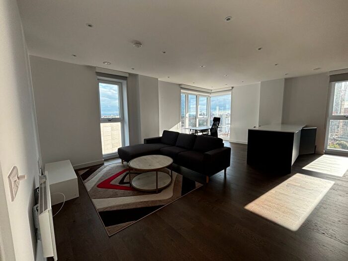 2 Bedroom Flat To Rent In Stanley Street, Salford, M3