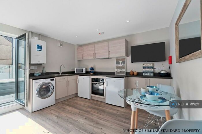 2 Bedroom Flat To Rent In Armada Street, Plymouth, PL4