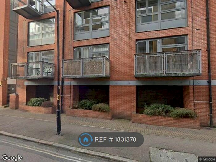 1 Bedroom Maisonette To Rent In Florin Court, London, SE1