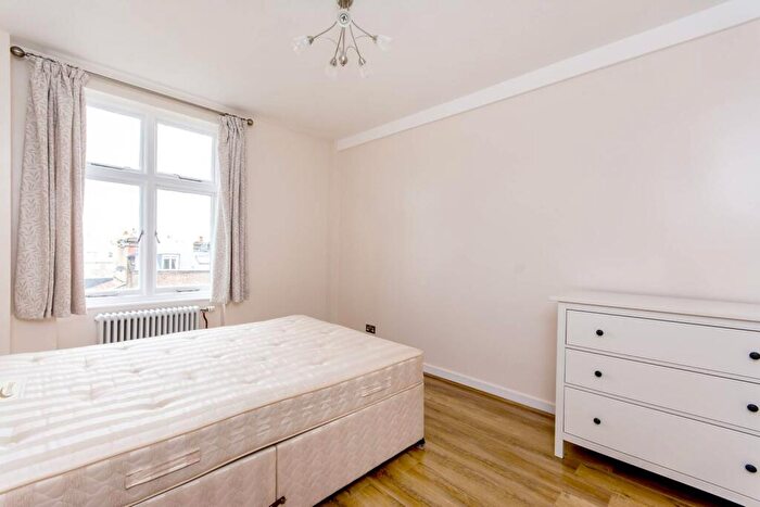 1 Bedroom Flat To Rent In Abercorn Place, St John's Wood, London, NW8