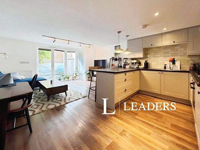 1 Bedroom Flat To Rent In Livingstone Road, Hove, East Sussex, BN3