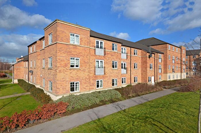 2 Bedroom Flat To Rent In Russet House, Birch Park, York, YO31