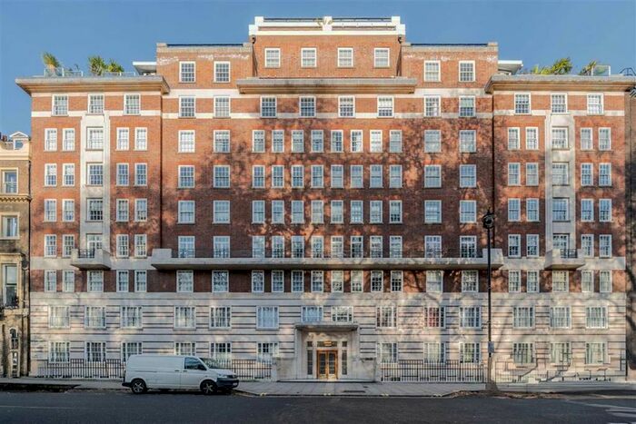 Studio To Rent In Portman Square, London, W1H