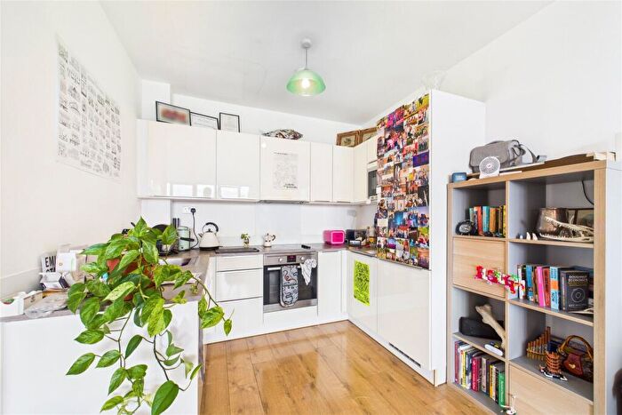 1 Bedroom Apartment To Rent In Exchange House, - Market Street, Maidenhead, Berkshire, SL6