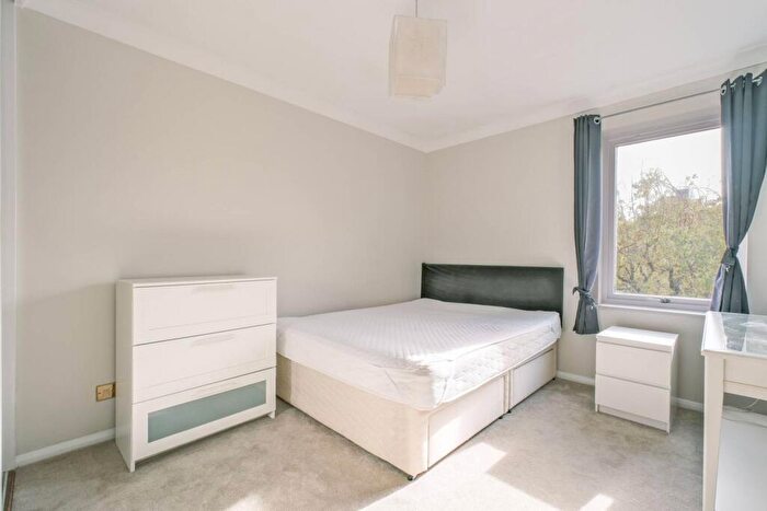 2 Bedroom Flat For Sale In Hooper Street, , Tower Hamlets, London, E1