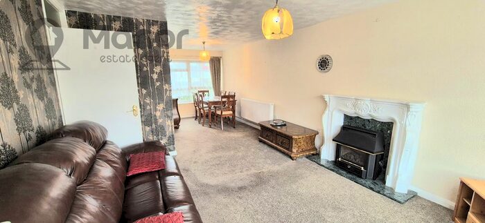 2 Bedroom Maisonette To Rent In The Coppins, Chadwell Avenue, Romford, RM6