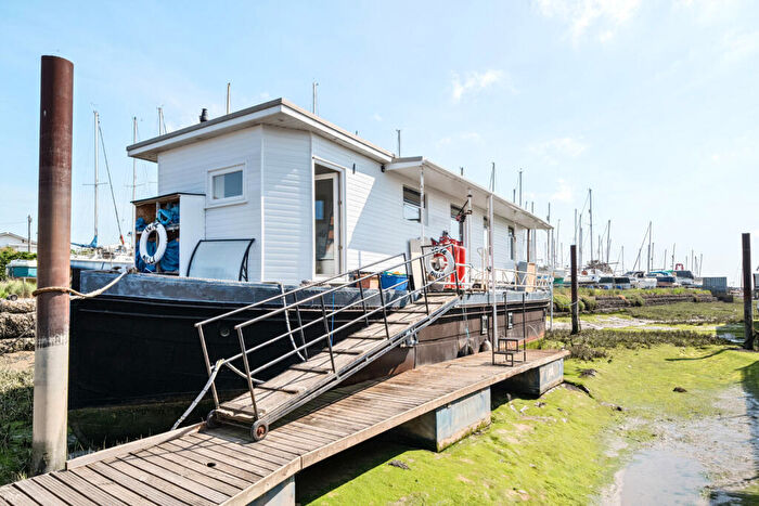 3 Bedroom Property For Sale In Vicarage Lane, Hoo, Rochester, ME3