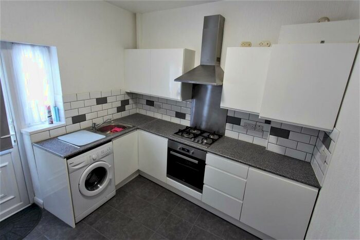 Studio To Rent In Lordship Lane, Wood Green, N22