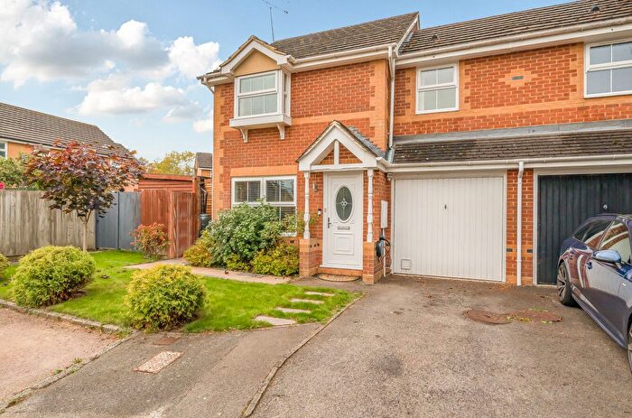 3 Bedroom Semi-Detached House For Sale In Crockford Place, Binfield, Bracknell, RG42