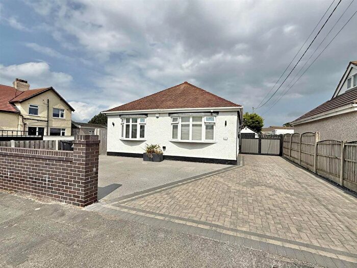 4 Bedroom Detached Bungalow For Sale In Penisaf Avenue, Towyn, Conwy, LL22