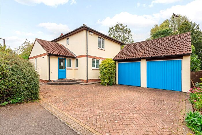 4 Bedroom Detached House For Sale In Octavian Drive, Bancroft, Milton Keynes, Buckinghamshire, MK13