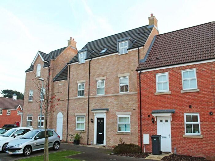 1 Bedroom Flat To Rent In Appledore Road, MK40