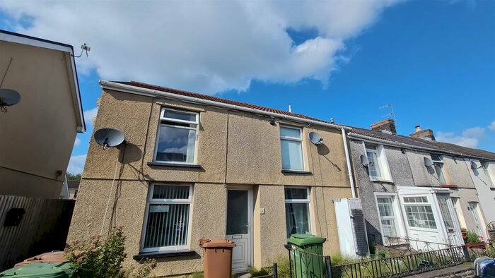 2 Bedroom Property To Rent In High Street, Nelson, Treharris, CF46
