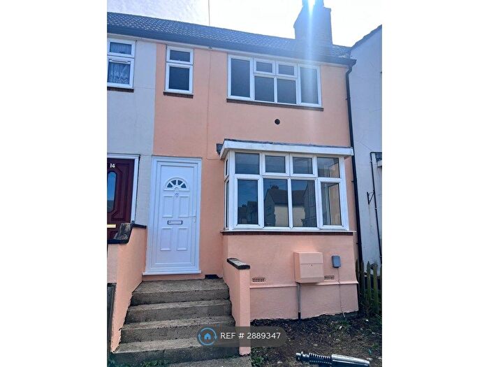 1 Bedroom Terraced House To Rent In Shaw Gardens, Barking, IG11