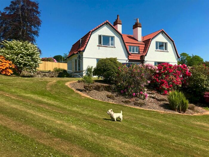 5 Bedroom Detached House To Rent In Auchraw, Craigend, Perth, PH2