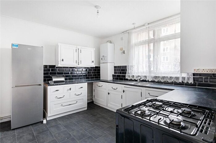 3 Bedroom Apartment To Rent In Banister House, Homerton High Street, London, E9