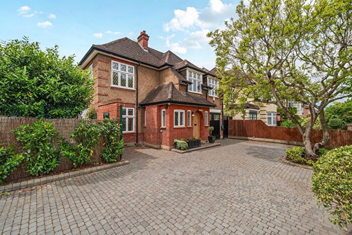 5 Bedroom Detached House For Sale In Boston Gardens, Brentford, TW8