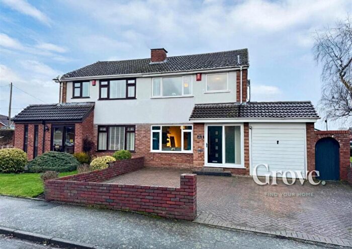 3 Bedroom Semi Detached House To Rent In Holly Grove, Bromsgrove, B61