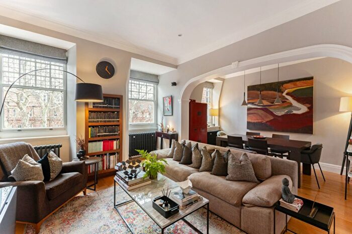 2 Bedroom Flat For Sale In Lower Sloane Street, London, SW1W