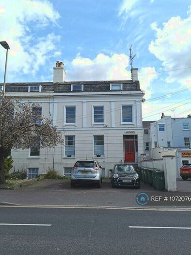 1 Bedroom Flat To Rent In Saxthorpe, Cheltenham, GL52
