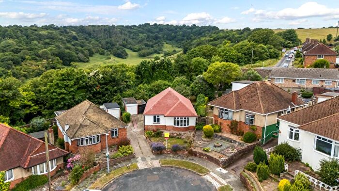 3 Bedroom Detached Bungalow For Sale In Park Close, Brighton, BN1