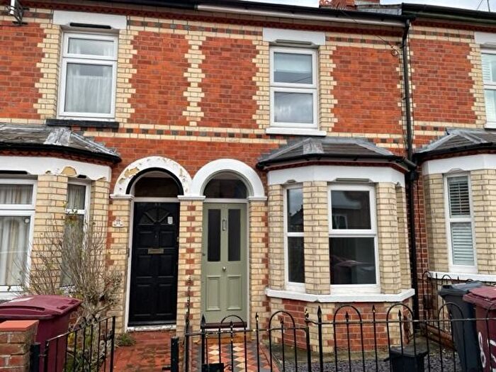 3 Bedroom Terraced House To Rent In Cardigan Road, Reading, Berkshire, RG1