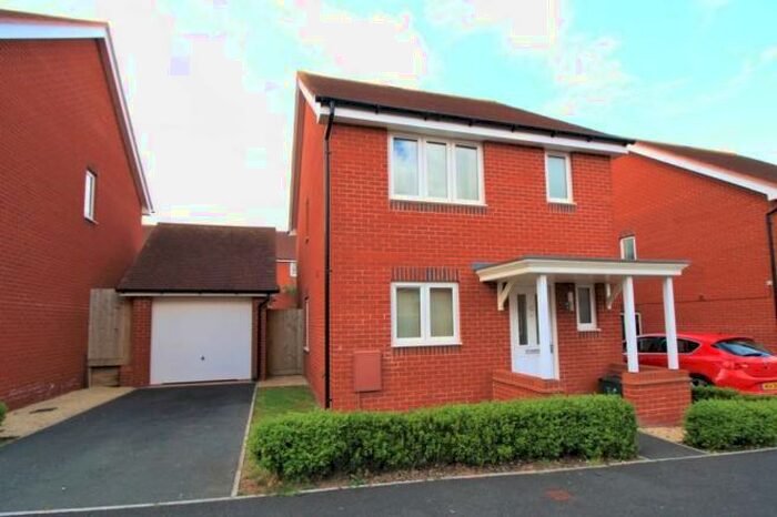 3 Bedroom House To Rent In St. Michaels Way, Cranbrook, Exeter, EX5